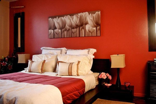 Tapeten für Schlafzimmer im Jahr 2026: neue Trends, Ideen für ein unvergessliches Interieur